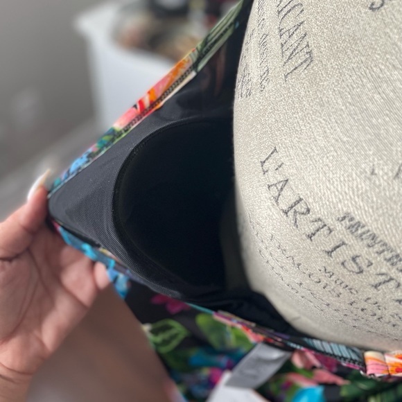 Brand new swim tank top - Picture 4 of 7